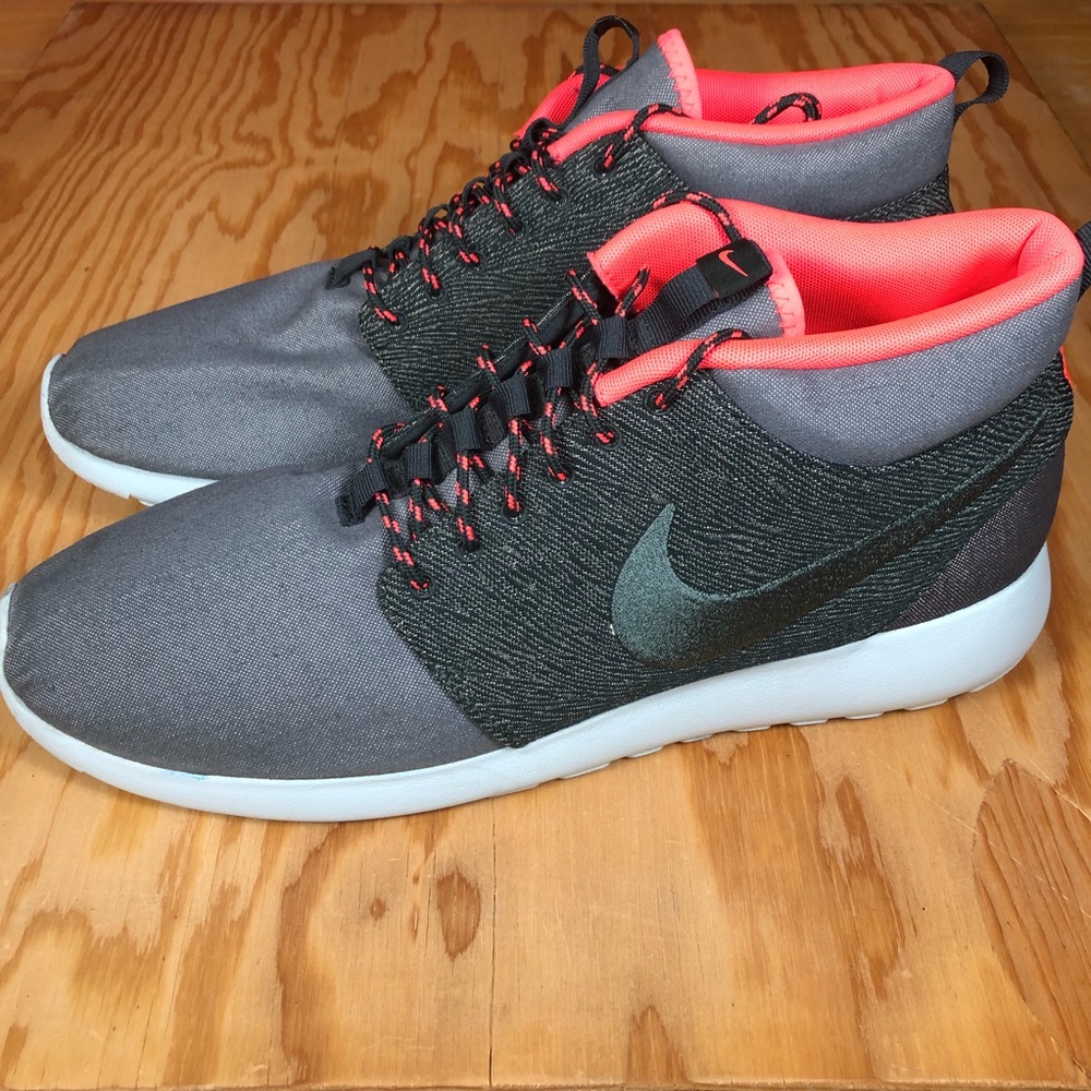 Nike Roshe Run Mid QS Tokyo